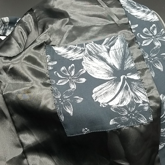 Urban Outfitters Medium Floral Harrington Zipper Jacket - Picture 6 of 11